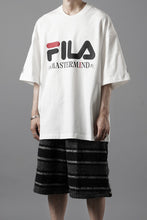 画像をギャラリービューアに読み込む, MASTERMIND WORLD x FILA TEE (WHITE)