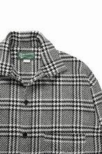 Load image into Gallery viewer, N/07 OPEN COLLAR L/S SHIRT / HOUNDSTOOTH GLEN CHECK (WHITE x BLACK)