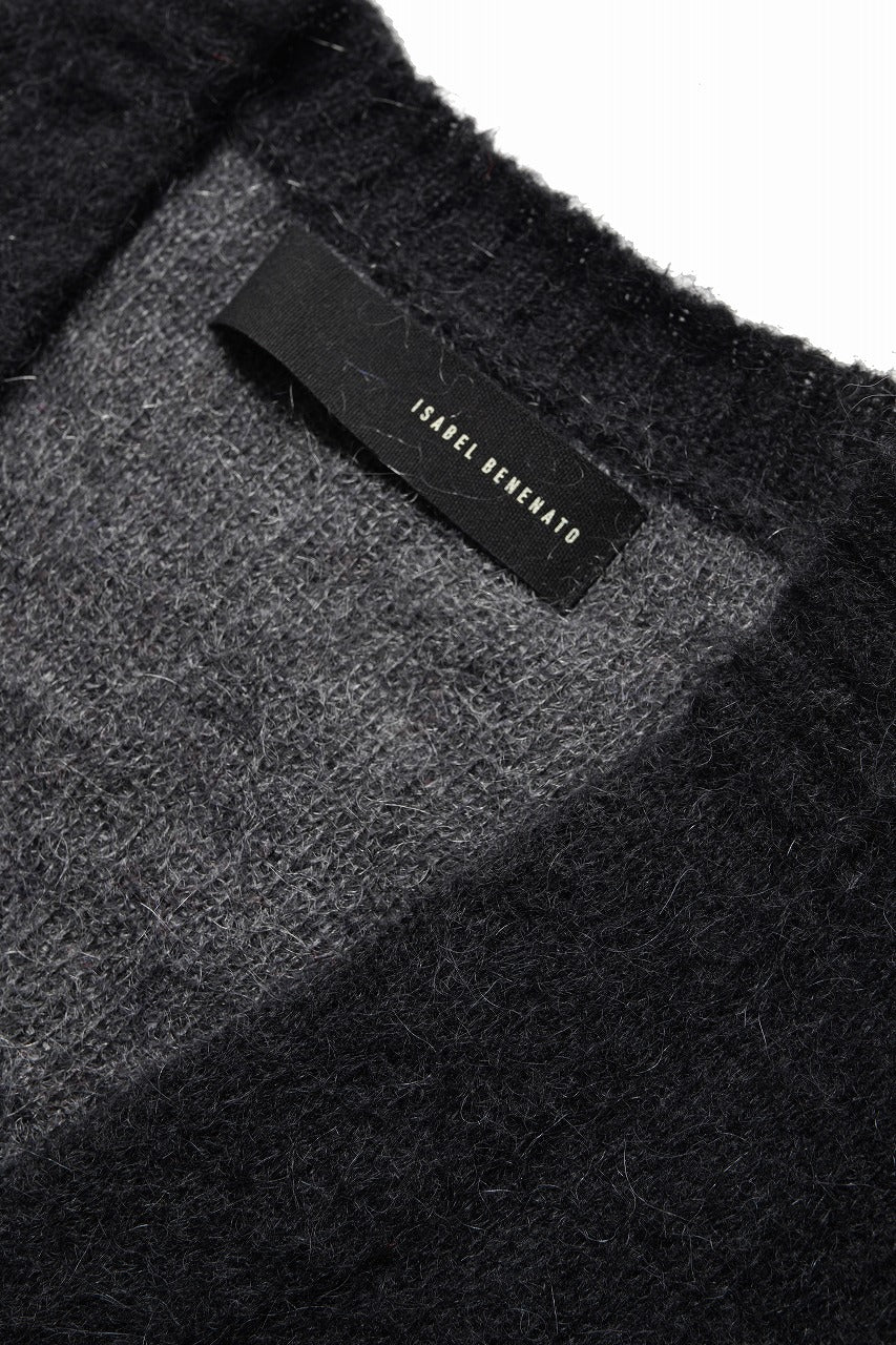 Load image into Gallery viewer, ISABEL BENENATO Shaded Gauzed Mohair Cardigan (BLACK / GRAPHITE)