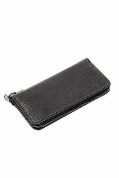 Load image into Gallery viewer, ISAMU KATAYAMA BACKLASH ROUND FASTNER WALLET / MARYAM HEAT SHRINK HORSE BUTT (BLACK)