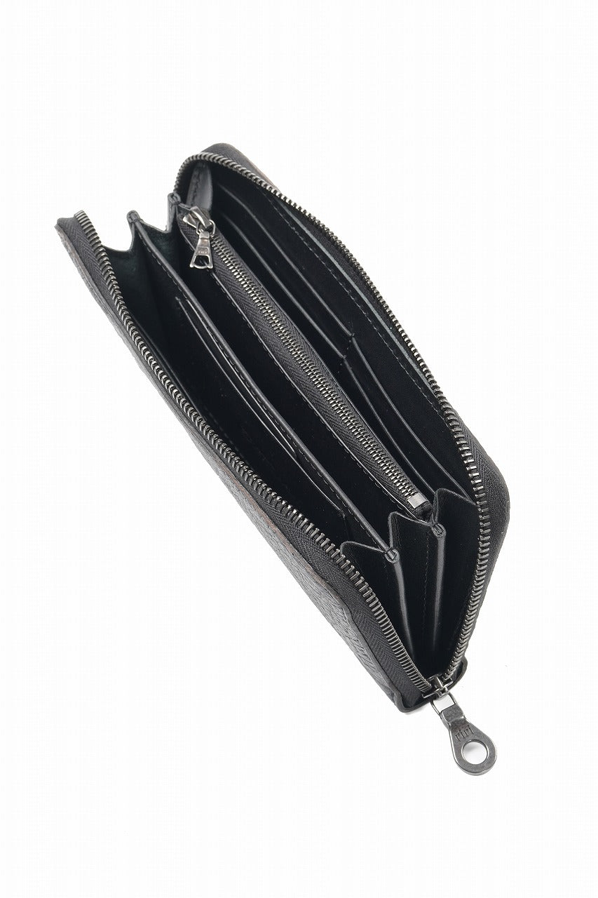 Load image into Gallery viewer, ISAMU KATAYAMA BACKLASH ROUND FASTNER WALLET / MARYAM HEAT SHRINK HORSE BUTT (BLACK)
