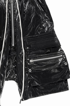 画像をギャラリービューアに読み込む, A.F ARTEFACT LEATHER TEC ZIP CARGO SHORTS (BLACK)