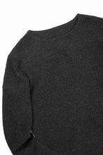 画像をギャラリービューアに読み込む, KLASICA STANDARD BOAT NECK / SHETLAND WOOL AMUNZEN (CARBON)