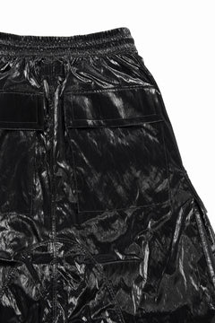 画像をギャラリービューアに読み込む, A.F ARTEFACT LEATHER TEC ZIP CARGO SHORTS (BLACK)