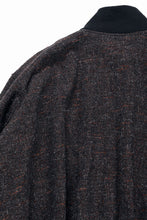 Load image into Gallery viewer, KLASICA VOLUME SLEEVE TANKERS BLOUSON / REGENERATED KEMP MIXED TWEED (MIX BROWN)