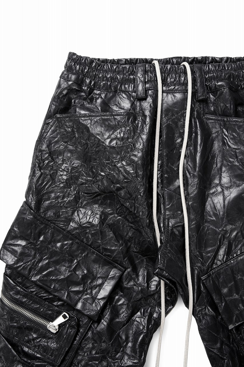 画像をギャラリービューアに読み込む, A.F ARTEFACT TUCK CARGO PANTS / WASHER SYNTHETIC LEATHER (BLACK)