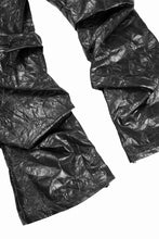 画像をギャラリービューアに読み込む, A.F ARTEFACT TUCK CARGO PANTS / WASHER SYNTHETIC LEATHER (BLACK)