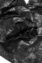 画像をギャラリービューアに読み込む, A.F ARTEFACT TUCK CARGO PANTS / WASHER SYNTHETIC LEATHER (BLACK)