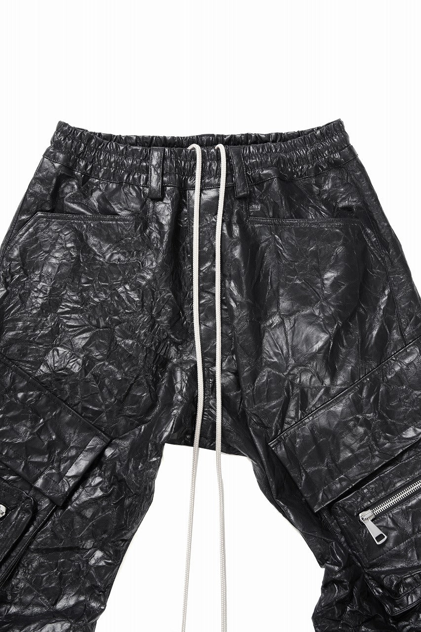 画像をギャラリービューアに読み込む, A.F ARTEFACT TUCK CARGO PANTS / WASHER SYNTHETIC LEATHER (BLACK)