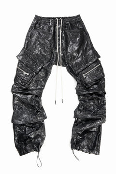 画像をギャラリービューアに読み込む, A.F ARTEFACT TUCK CARGO PANTS / WASHER SYNTHETIC LEATHER (BLACK)