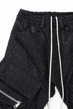 画像をギャラリービューアに読み込む, A.F ARTEFACT TUCK CARGO PANTS / LUXURY TWEED (BLACK)