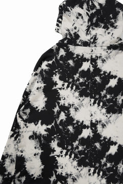 画像をギャラリービューアに読み込む, A.F ARTEFACT ASYMMETRY LOOP HEM HOODED TOPS / MOTTLED DYING (BLACK x IVORY)