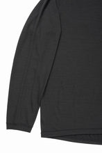 画像をギャラリービューアに読み込む, CAPERTICA OFF TURTLE NECK TOP / SUPER 140s WASHABLE WOOL DC-JERSEY (DARKNESS)