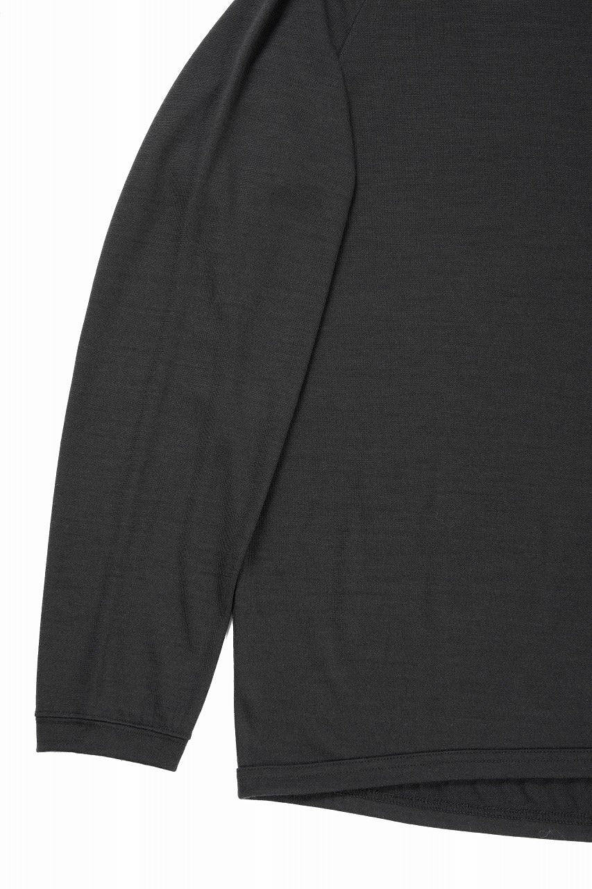 画像をギャラリービューアに読み込む, CAPERTICA OFF TURTLE NECK TOP / SUPER 140s WASHABLE WOOL DC-JERSEY (DARKNESS)