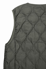 画像をギャラリービューアに読み込む, F/CE. x TAION® PACKABLE INNER DOWN VEST (OLIVE GRAY)