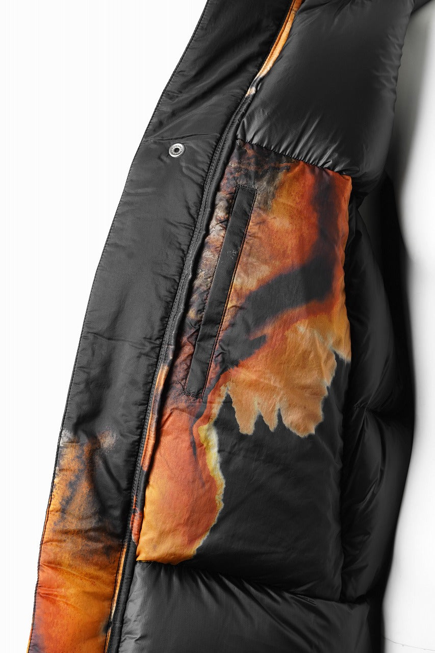 画像をギャラリービューアに読み込む, Y-3 Yohji Yamamoto AOP PUFFER DOWN JACKET (BLACK + MULTI)