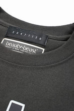 画像をギャラリービューアに読み込む, beauty : beast x 20471120 COLLABORATION S/S TEE _3 (SUMI BLACK)