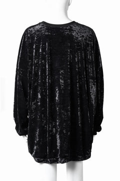 Load image into Gallery viewer, A.F ARTEFACT JUMBO CREW NECK TOPS / VELVET JERSEY (BLACK)