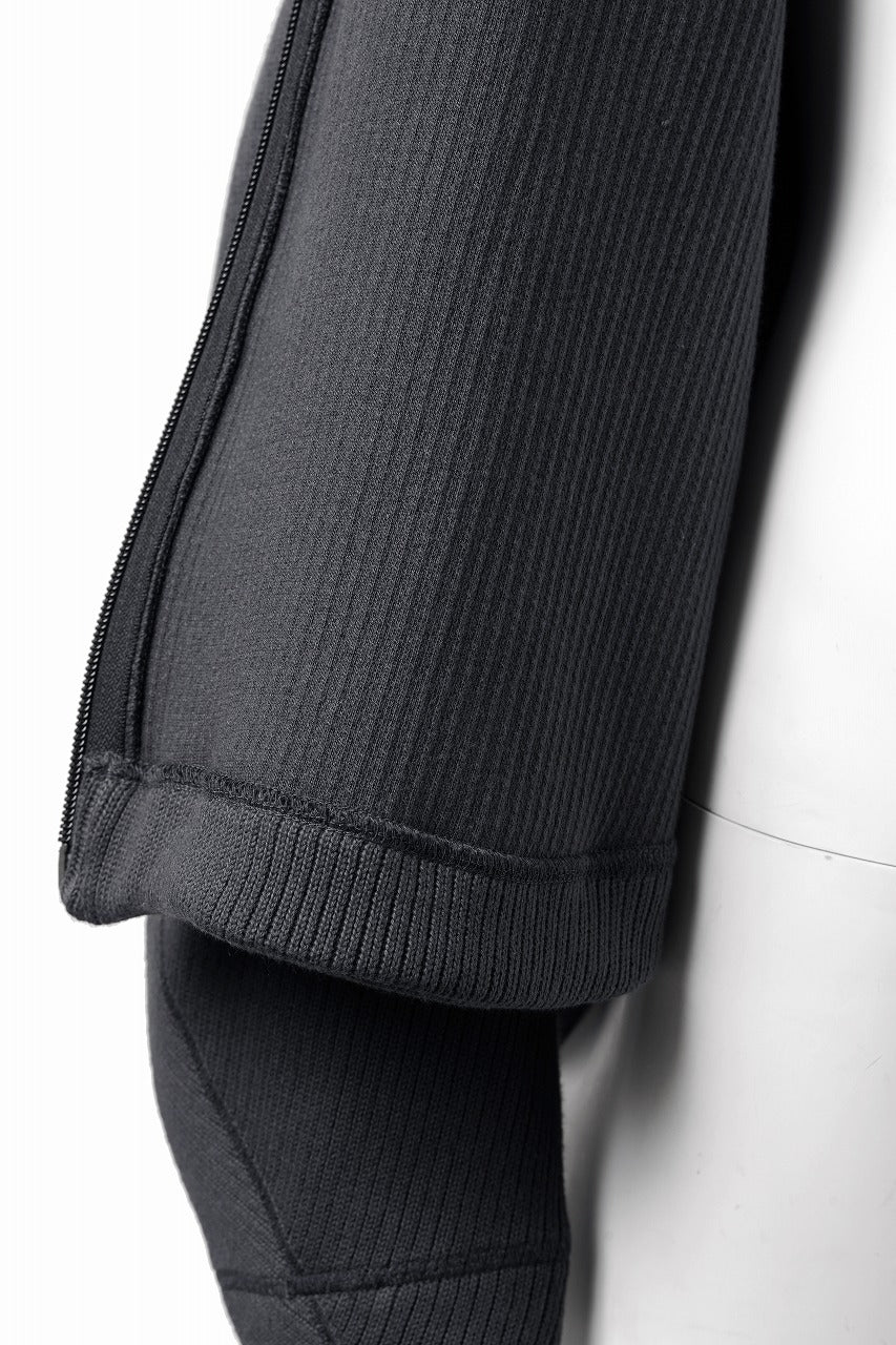 画像をギャラリービューアに読み込む, OPPOSE DUALITY NO COLLAR RIB ZIP TOP (BLACK)