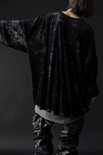 Load image into Gallery viewer, A.F ARTEFACT JUMBO CREW NECK TOPS / VELVET JERSEY (BLACK)