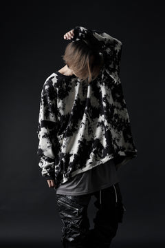 Load image into Gallery viewer, A.F ARTEFACT JUMBO CREW NECK TOPS / MOTTLED DYING (BLACK x IVORY)