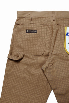 Load image into Gallery viewer, mastermind JAPAN x Dickies DUCK PANTS (CAMEL)