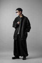 画像をギャラリービューアに読み込む, kujaku oversized zip-up blouson / J-811 (black)