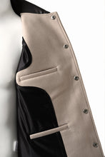 画像をギャラリービューアに読み込む, beauty : beast HEAVY MELTON COACH JACKET (BEIGE)