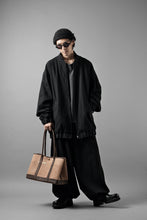 画像をギャラリービューアに読み込む, kujaku oversized zip-up blouson / J-811 (black)