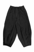 画像をギャラリービューアに読み込む, kujaku hem tuck wide easy pants / P-353 (black)