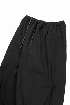 画像をギャラリービューアに読み込む, kujaku hem tuck wide easy pants / P-353 (black)