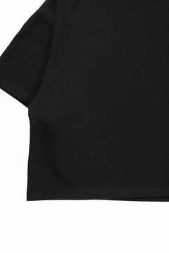 画像をギャラリービューアに読み込む, N/07 OVERSIZE TOP / RIBBED CARDBOARD KNIT JERSEY (BLACK)