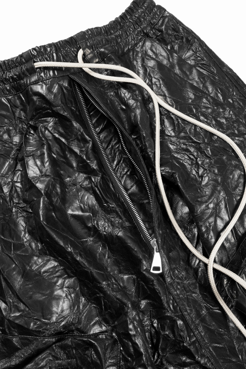 画像をギャラリービューアに読み込む, A.F ARTEFACT DROPCLOTCH WIDE PANTS / WASHER SYNTHETIC LEATHER (BLACK)