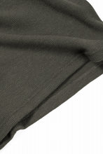 画像をギャラリービューアに読み込む, A.F ARTEFACT REGULAR FIT S/S TOP / WAFFLE KNIT JERSEY (OLIVE)