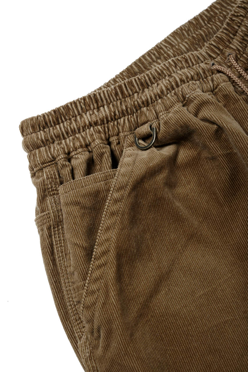 Load image into Gallery viewer, mastermind JAPAN WIDE CORDUROY PAINTER PANTS (CAMEL)