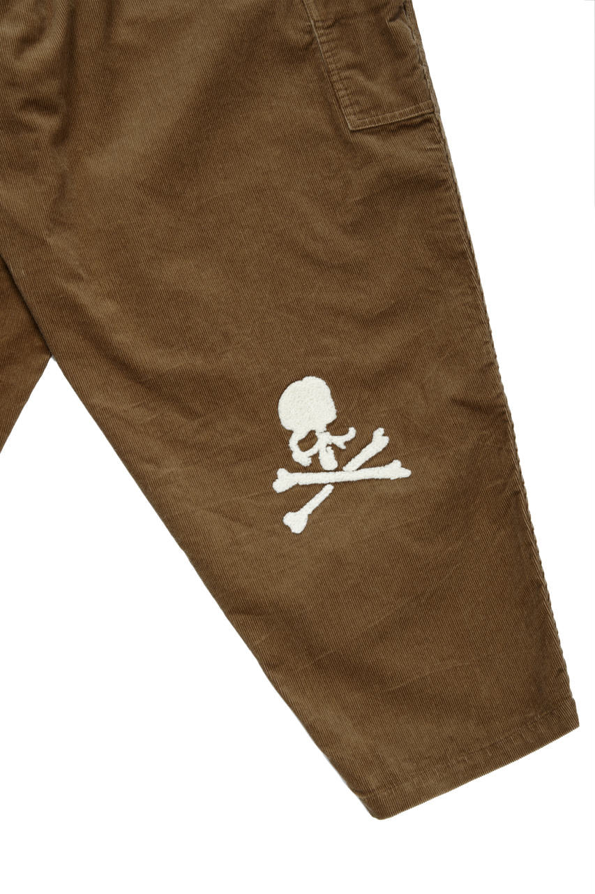 Load image into Gallery viewer, mastermind JAPAN WIDE CORDUROY PAINTER PANTS (CAMEL)