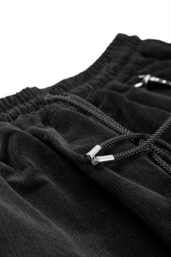 Load image into Gallery viewer, mastermind JAPAN WIDE CORDUROY PAINTER PANTS (BLACK)