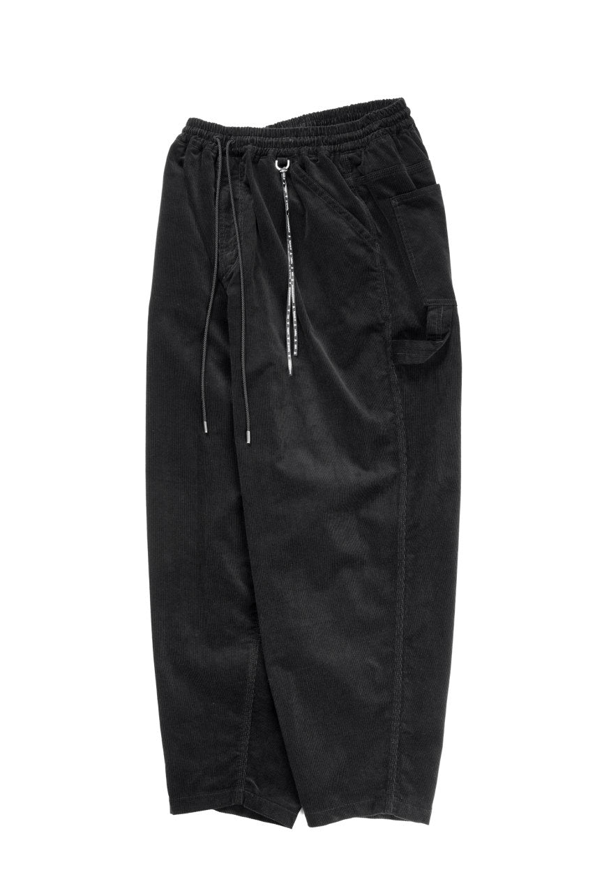 Load image into Gallery viewer, mastermind JAPAN WIDE CORDUROY PAINTER PANTS (BLACK)