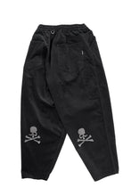 Load image into Gallery viewer, mastermind JAPAN WIDE CORDUROY PAINTER PANTS (BLACK)