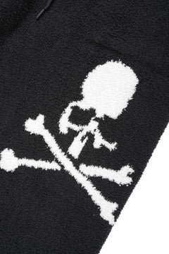 Load image into Gallery viewer, MASTERMIND WORLD LOUNGE LONG PANTS / SOFTLY BOA FLEECE (BLACK x WHITE)