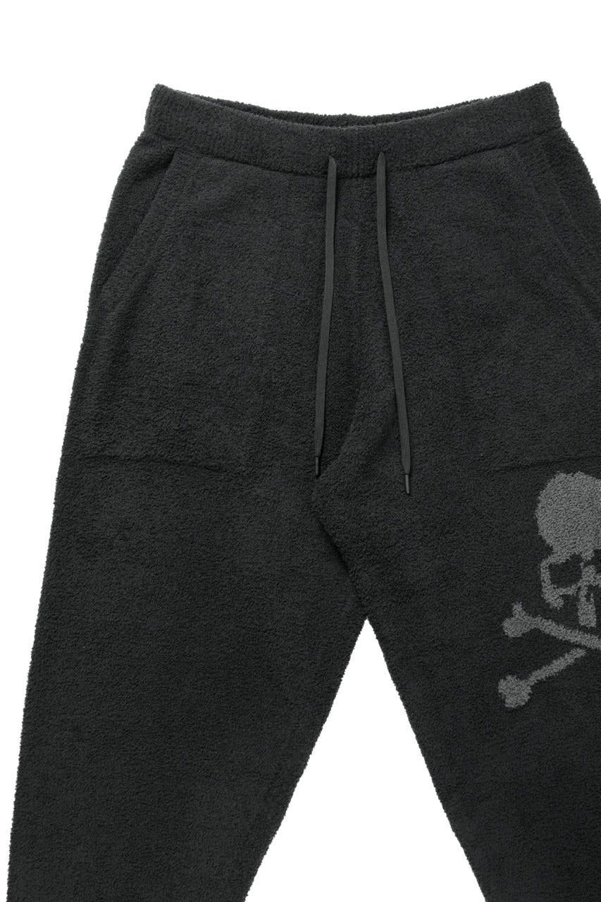 Load image into Gallery viewer, MASTERMIND WORLD LOUNGE LONG PANTS / SOFTLY BOA FLEECE (BLACK x CHARCOAL)