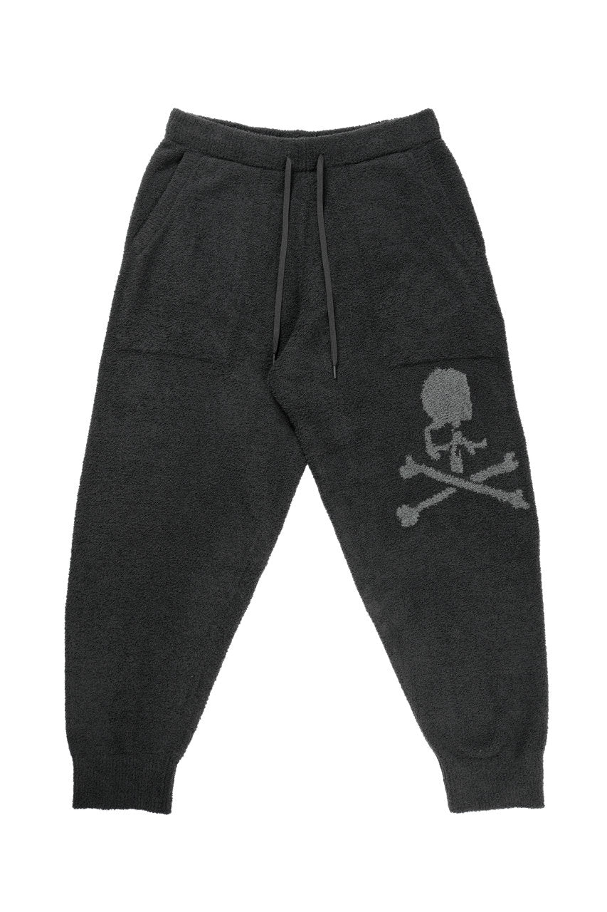 Load image into Gallery viewer, MASTERMIND WORLD LOUNGE LONG PANTS / SOFTLY BOA FLEECE (BLACK x CHARCOAL)