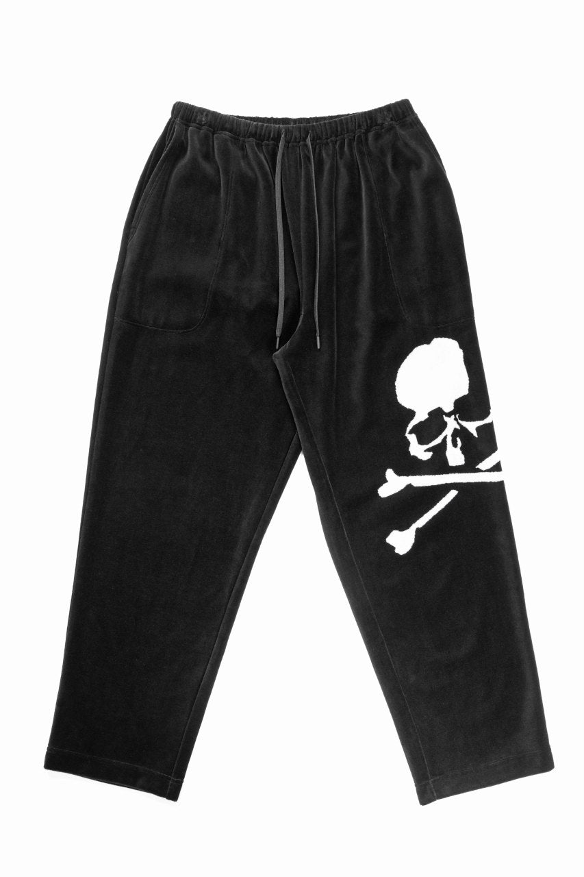 Load image into Gallery viewer, MASTERMIND WORLD VELOUR PANTS (BLACK)