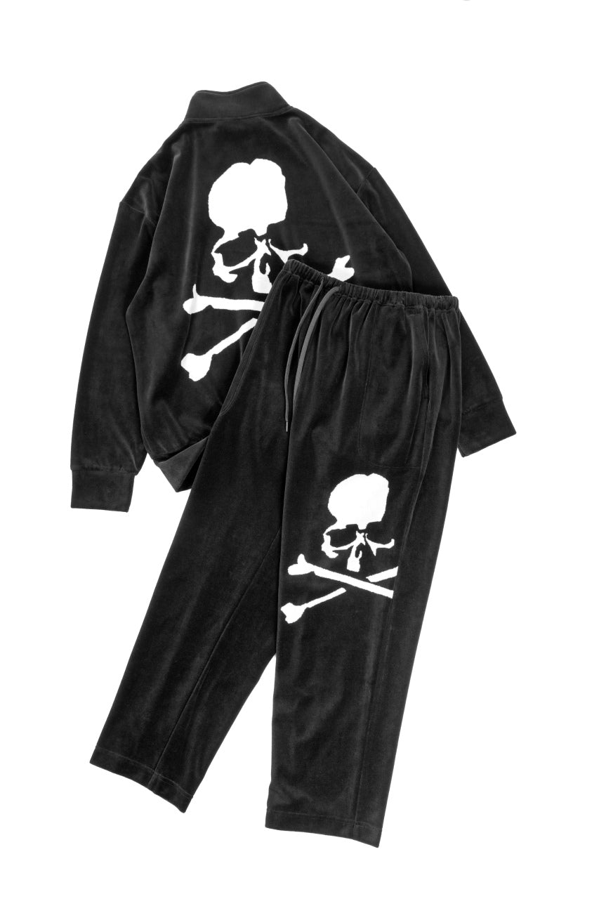 Load image into Gallery viewer, MASTERMIND WORLD VELOUR TRACK JACKET (BLACK)