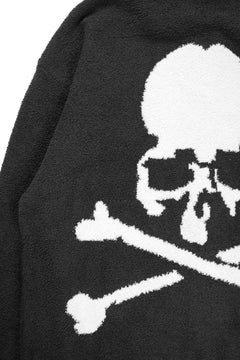 Load image into Gallery viewer, MASTERMIND WORLD LOUNGE FULL-ZIP HOODIE / SOFTLY BOA FLEECE (BLACK x WHITE)