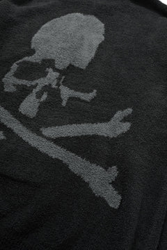 Load image into Gallery viewer, MASTERMIND WORLD LOUNGE FULL-ZIP HOODIE / SOFTLY BOA FLEECE (BLACK x CHARCOAL)