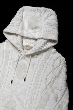 Load image into Gallery viewer, MASTERMIND WORLD OG ARAN HOODIE (IVORY)
