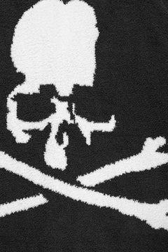 Load image into Gallery viewer, MASTERMIND WORLD LOUNGE CARDIGAN / SOFTLY BOA FLEECE (BLACK x WHITE)