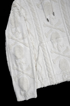 Load image into Gallery viewer, MASTERMIND WORLD OG ARAN HOODIE (IVORY)