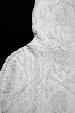 Load image into Gallery viewer, MASTERMIND WORLD OG ARAN HOODIE (IVORY)